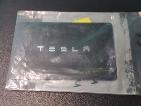 Used 2021 Tesla Model 3 Standard Range Plus image 32