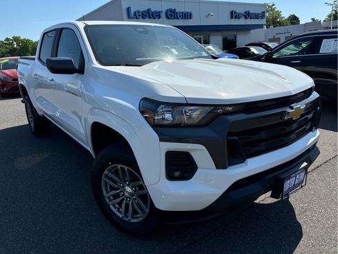 Certified 2023 Chevrolet Colorado LT w/ LT Convenience Package AWD/4WD image 2