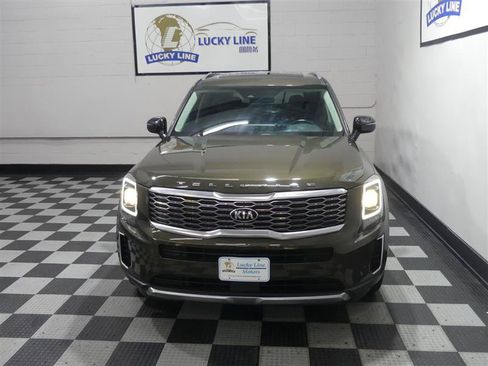 Used 2021 Kia Telluride S AWD/4WD image 3