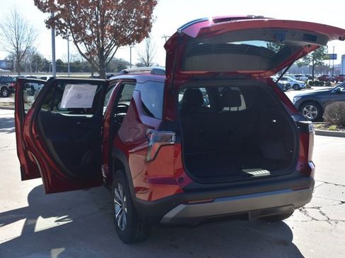 New 2026 Chevrolet Equinox LT image 15