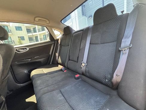 Used 2014 Nissan Sentra SR w/ SR Driver Package FWD image 20