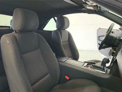 Used 2013 Ford Mustang V6 image 36