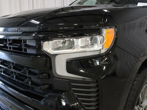 Used 2024 Chevrolet Silverado 1500 RST AWD/4WD image 32