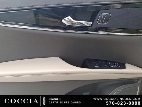 Certified 2023 Lincoln Nautilus Reserve AWD/4WD image 12
