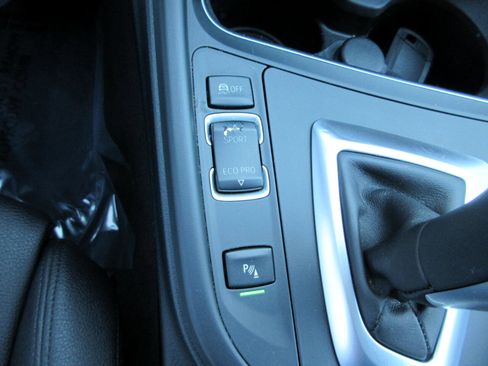 Used 2017 BMW 330i Sedan image 46