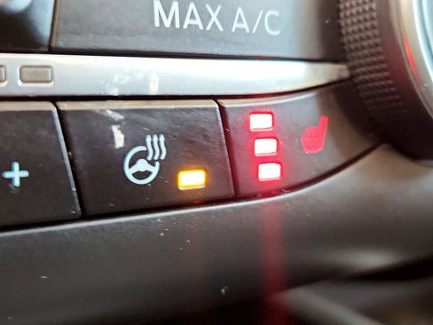 Used 2025 Ford Escape ST-Line w/ Cold Weather Package image 27