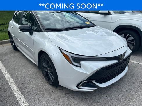 Used 2026 Toyota Corolla XSE FWD image 2
