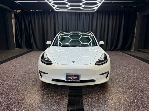 Used 2022 Tesla Model 3 Long Range AWD/4WD image 3