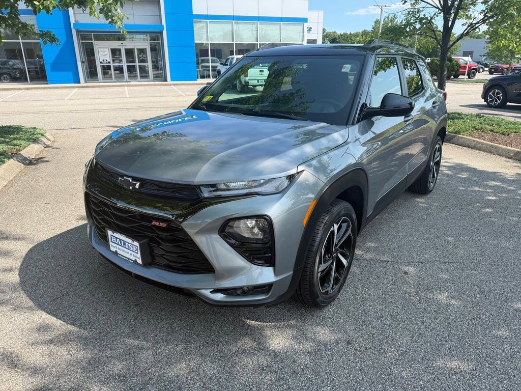 Used 2023 Chevrolet TrailBlazer RS w/ Convenience Package AWD/4WD image 9