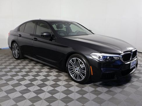 Used 2020 BMW 530i 530i w/ M Sport Package image 3
