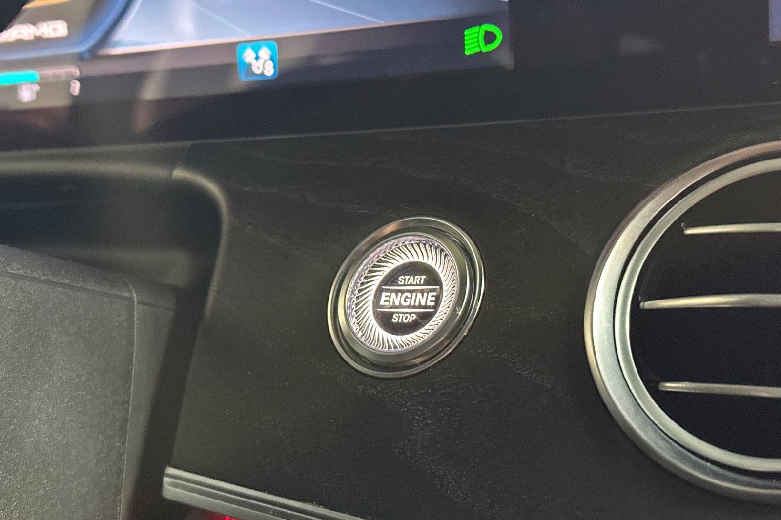 Used 2018 Mercedes-Benz E 63 AMG S image 23