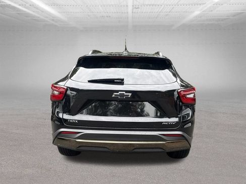 Used 2024 Chevrolet Trax ACTIV w/ Sunroof Package FWD image 7
