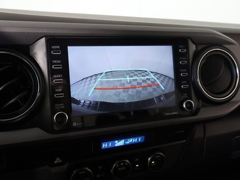 Used 2023 Toyota Tacoma TRD Sport image 6