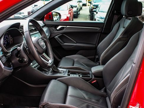 Used 2020 Audi Q3 2.0T Premium Plus w/ Premium Plus Package image 31