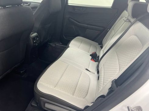 Used 2023 Ford Escape Active AWD/4WD image 11