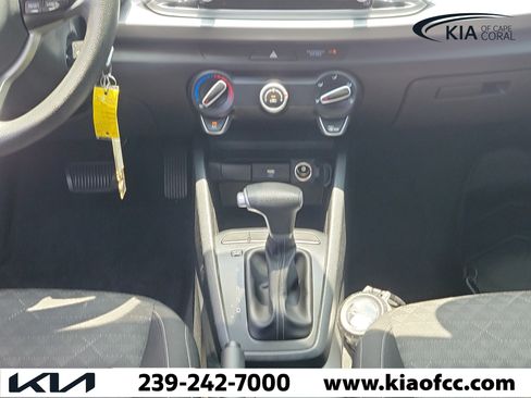 Used 2023 Kia Rio S FWD image 19