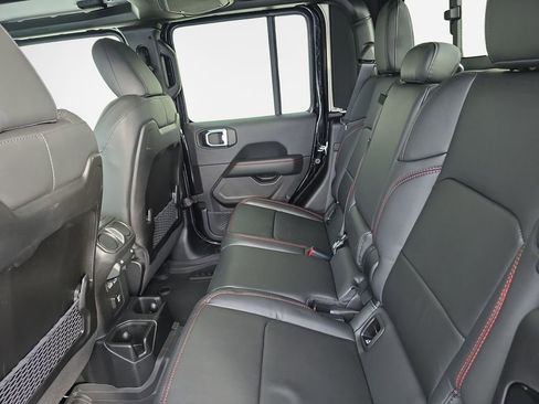 New 2026 Jeep Gladiator Rubicon w/ Steel Bumper Group image 22