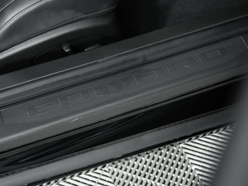 Used 2022 Chevrolet Camaro SS RWD image 67