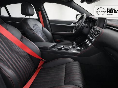 Used 2023 Genesis G70 2.0T w/ Sport Prestige Package RWD image 11