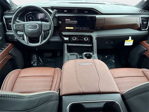 New 2026 GMC Sierra 2500 Denali Ultimate image 16