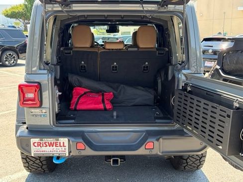 Used 2021 Jeep Wrangler Unlimited Rubicon 4xe w/ Dual Top Group AWD/4WD image 7