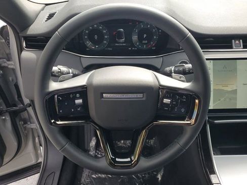 Used 2025 Land Rover Range Rover Evoque S image 24