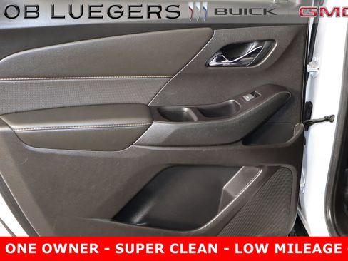 Certified 2020 Chevrolet Traverse Premier w/ Redline Edition image 12