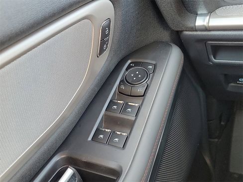 New 2025 Ford Expedition Active image 14