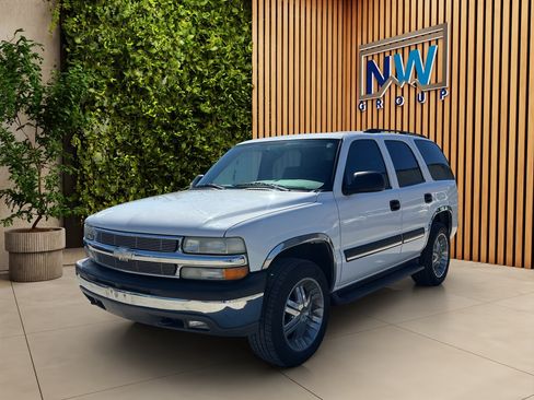 Used 2005 Chevrolet Tahoe LS w/ Preferred Equipment Group AWD/4WD image 3