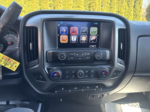 Used 2016 Chevrolet Silverado 2500 LT w/ LT Convenience Package image 23