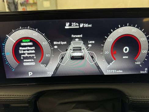 Used 2023 Nissan Ariya FWD image 19