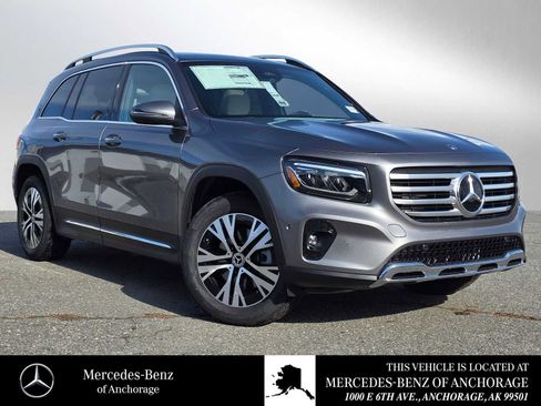 New 2026 Mercedes-Benz GLB 250 4MATIC image 1