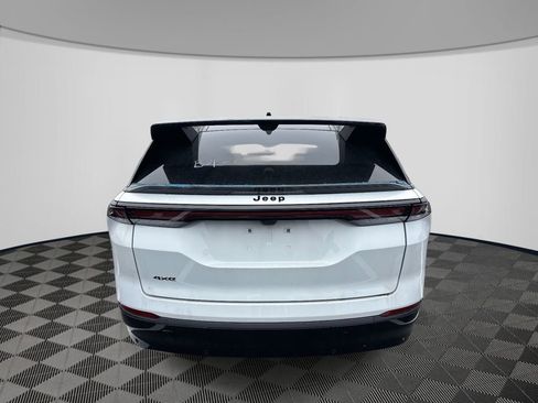 New 2025 Jeep Wagoneer S Limited w/ Comfort Package image 3