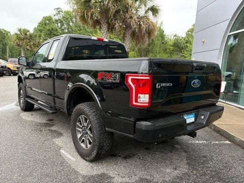Used 2017 Ford F150 XLT w/ Equipment Group 302A Luxury AWD/4WD image 4