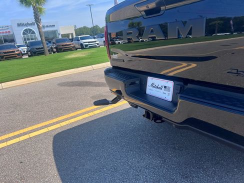 New 2026 RAM 2500 Big Horn AWD/4WD image 4