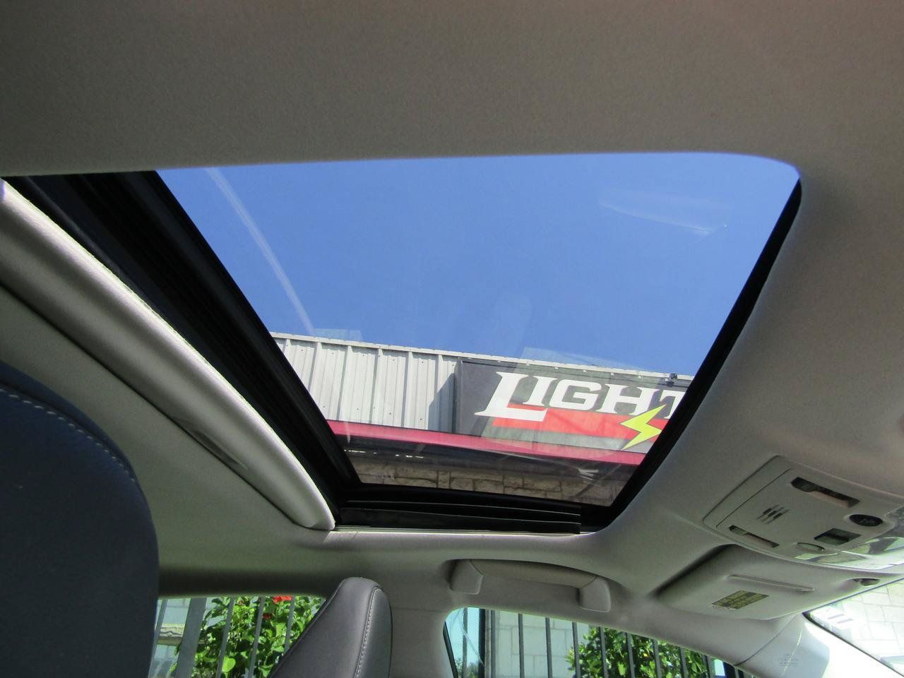 Used 2015 Lexus IS 250 RWD image 8