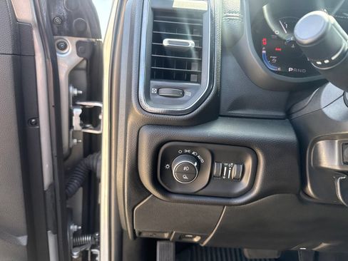 Used 2024 RAM 2500 Rebel AWD/4WD image 24
