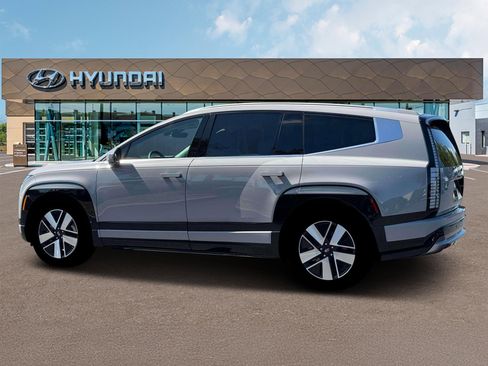 New 2026 Hyundai Ioniq 9 SEL image 4