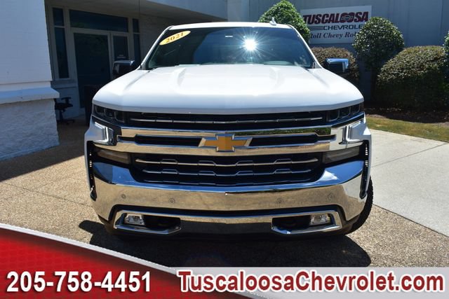Used 2021 Chevrolet Silverado 1500 LTZ w/ Z71 Off-Road Package AWD/4WD image 4
