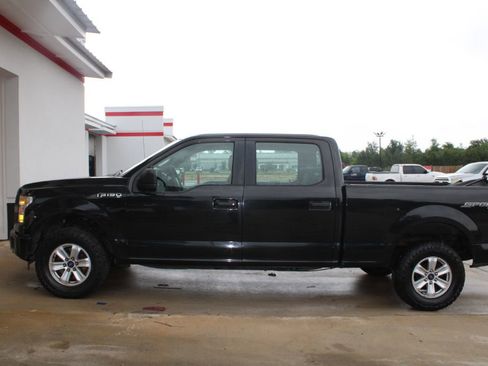Used 2015 Ford F150 XL w/ Equipment Group 101A Mid AWD/4WD image 2