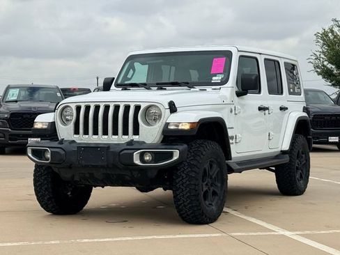 Used 2022 Jeep Wrangler Unlimited Sahara w/ Safety Group AWD/4WD image 5