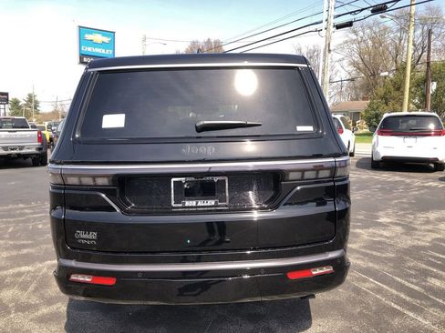 New 2026 Jeep Grand Wagoneer L 4WD image 19