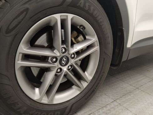 Used 2018 Hyundai Santa Fe Sport FWD image 31