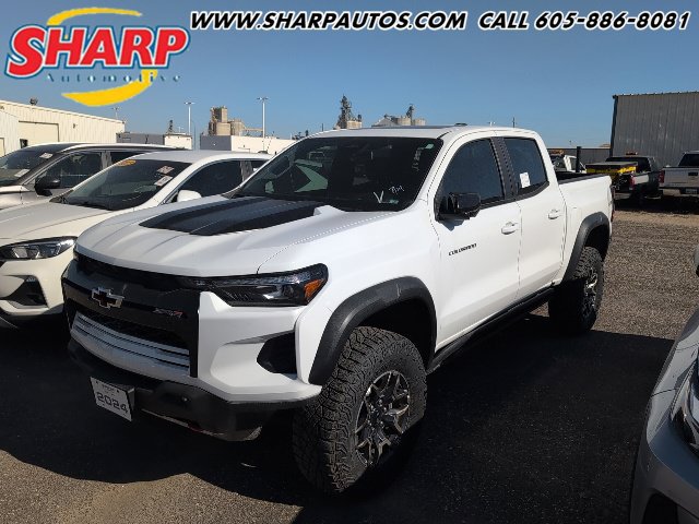 Used 2024 Chevrolet Colorado ZR2 w/ Technology Package AWD/4WD image 1