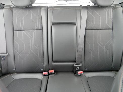 Used 2022 Chevrolet Trax LT w/ Sport Edition image 13