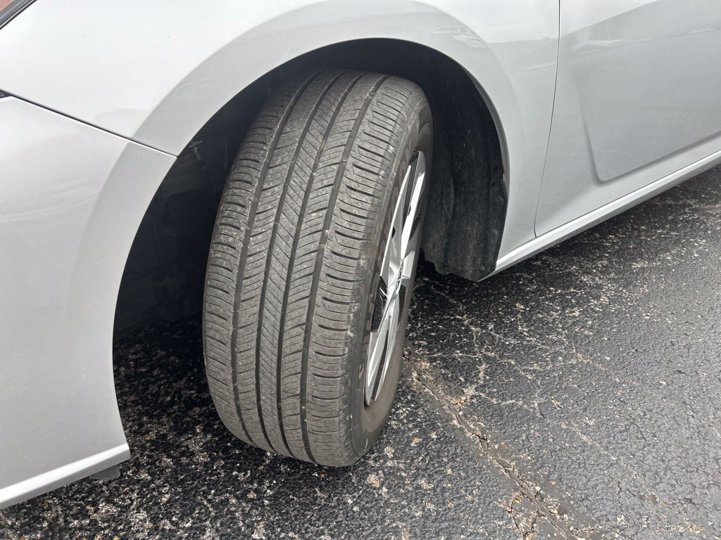 Used 2023 Nissan Altima 2.5 S FWD image 4