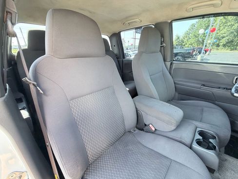 Used 2006 Chevrolet Colorado LT w/ LT Preferred Equipment Group AWD/4WD image 18