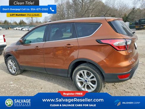 Used 2017 Ford Escape SE image 3