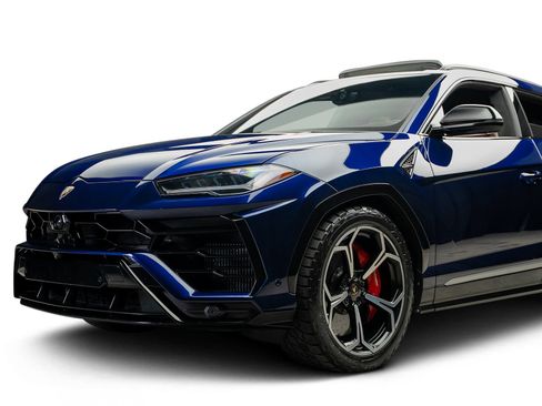 Used 2019 Lamborghini Urus AWD/4WD image 8