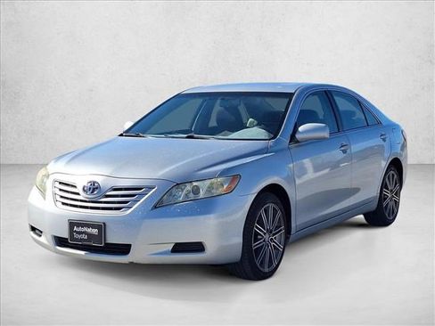 Used 2008 Toyota Camry LE image 1